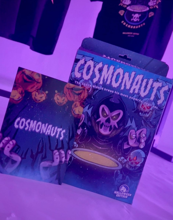 HALLOWEEN TRANSMISSION: THE SPACE WIZARD IS HERE.